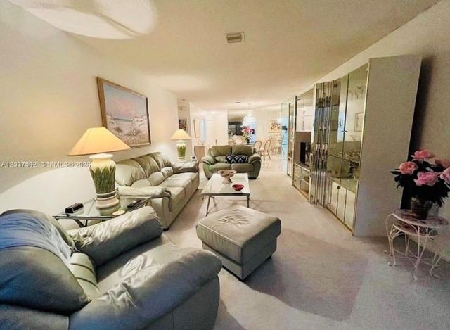 4400 NW 30th Street 326, Coconut Creek, FL 33066