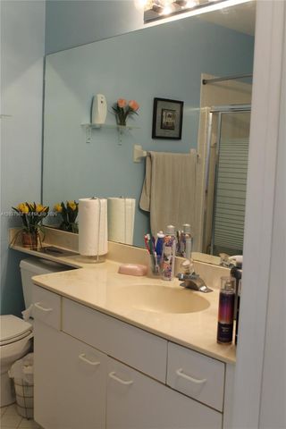 4400 NW 30th Street 326, Coconut Creek, FL 33066