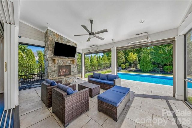 13634 Huntson Park Lane, Huntersville, NC 28078