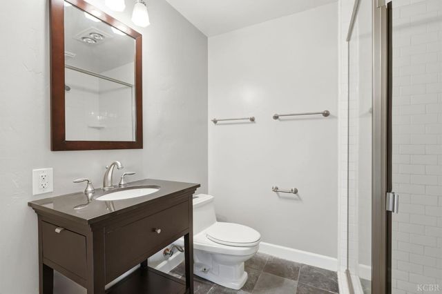 388 Timberline Court, Hanford, CA 93230