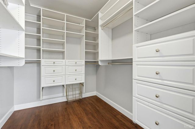 388 Timberline Court, Hanford, CA 93230