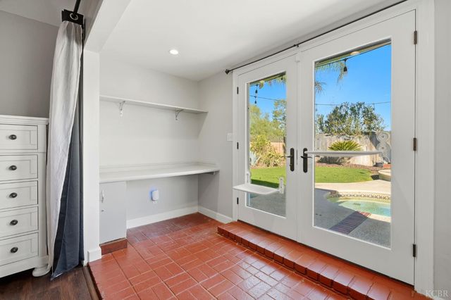 388 Timberline Court, Hanford, CA 93230