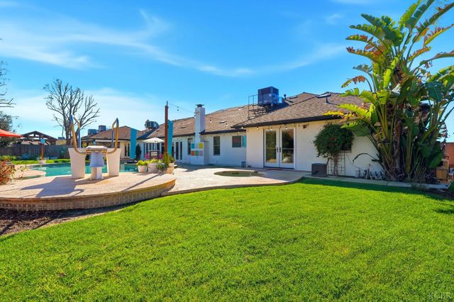 388 Timberline Court, Hanford, CA 93230