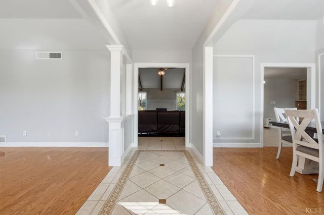 388 Timberline Court, Hanford, CA 93230