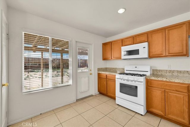 5154 Split Rock Ave, 29 Palms, CA 92277