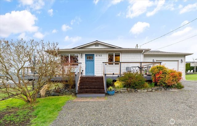 2745 Evening Glory Court, Clinton, WA 98236