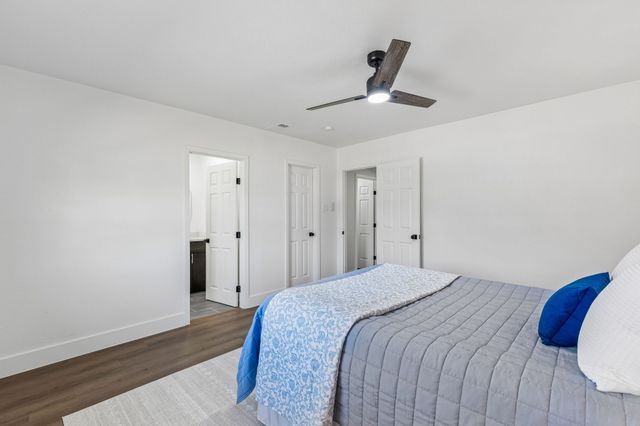 1914 Lawndale Drive, Carrollton, TX 75006