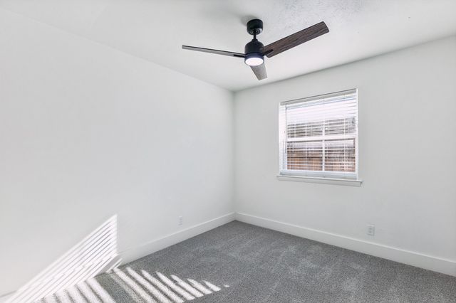 1914 Lawndale Drive, Carrollton, TX 75006