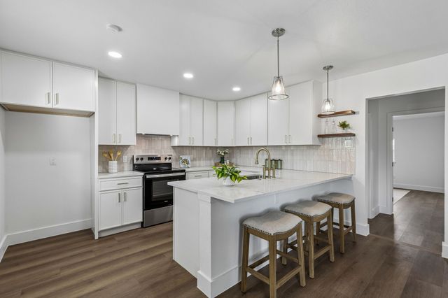 1914 Lawndale Drive, Carrollton, TX 75006