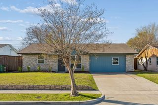 1914 Lawndale Drive, Carrollton, TX 75006
