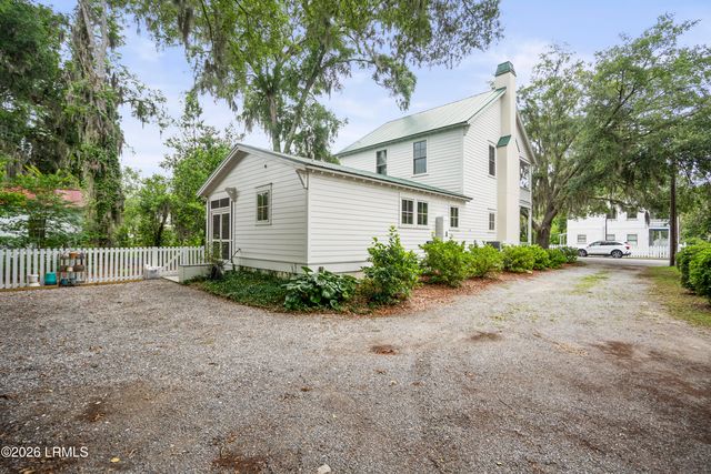 808 Charles Street, Beaufort, SC 29902