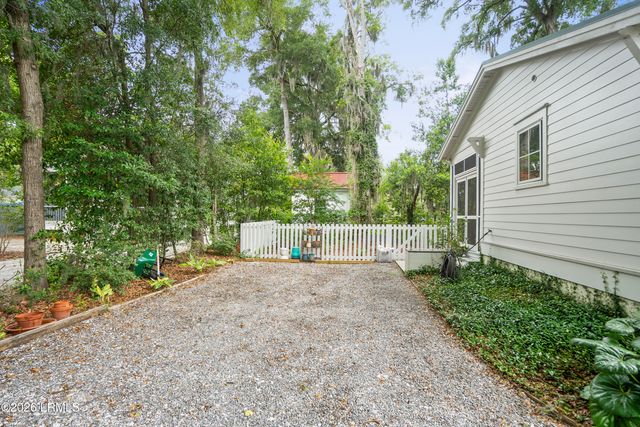 808 Charles Street, Beaufort, SC 29902