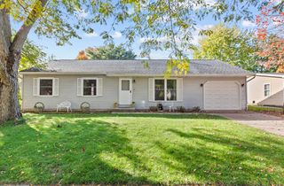2303 Worthington Drive, Valparaiso, IN 46383