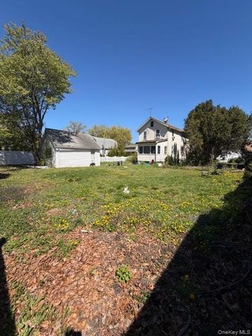 530 Maple Street, West Hempstead, NY 11552