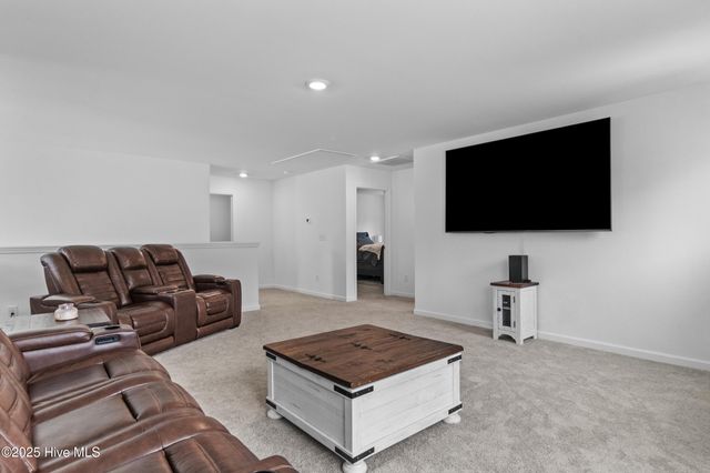 7403 Julius Drive NE, Leland, NC 28451