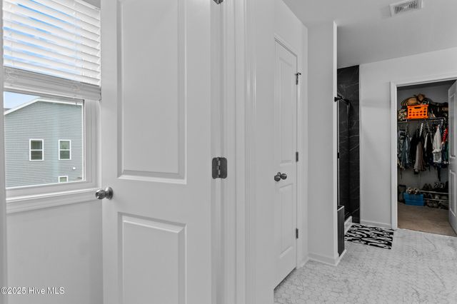 7403 Julius Drive NE, Leland, NC 28451