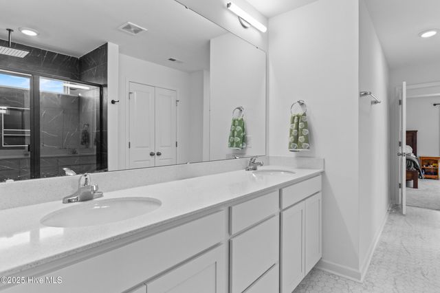 7403 Julius Drive NE, Leland, NC 28451