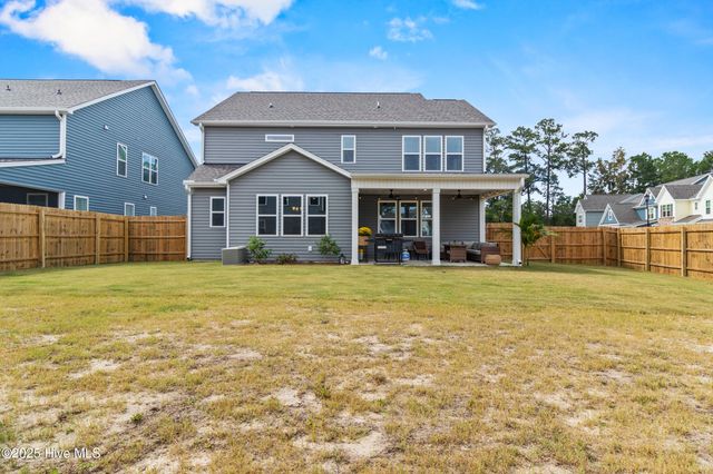 7403 Julius Drive NE, Leland, NC 28451