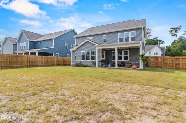 7403 Julius Drive NE, Leland, NC 28451