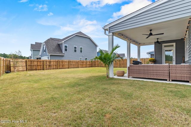 7403 Julius Drive NE, Leland, NC 28451