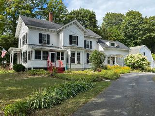 25 Grove Street, Brandon, VT 05733