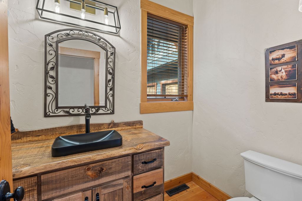 18082 & 18090 Demersville Wagon Road, Lakeside, MT 59922 photo 41