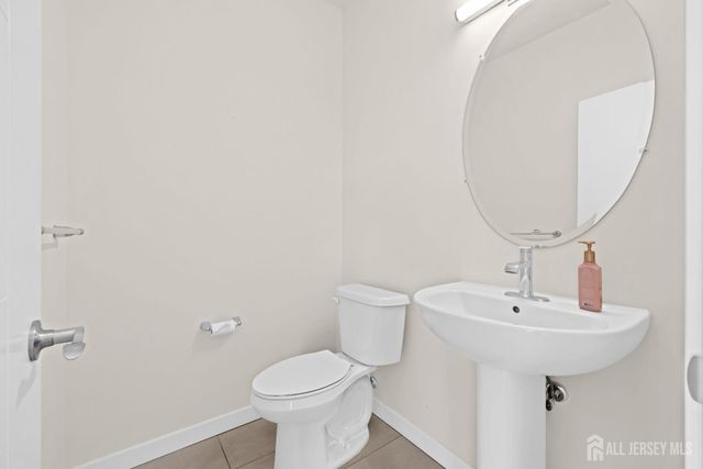 644 Lorhan Drive, Piscataway, NJ 08854