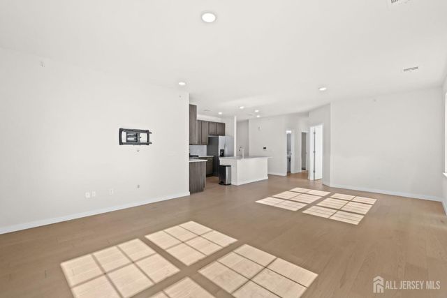 644 Lorhan Drive, Piscataway, NJ 08854