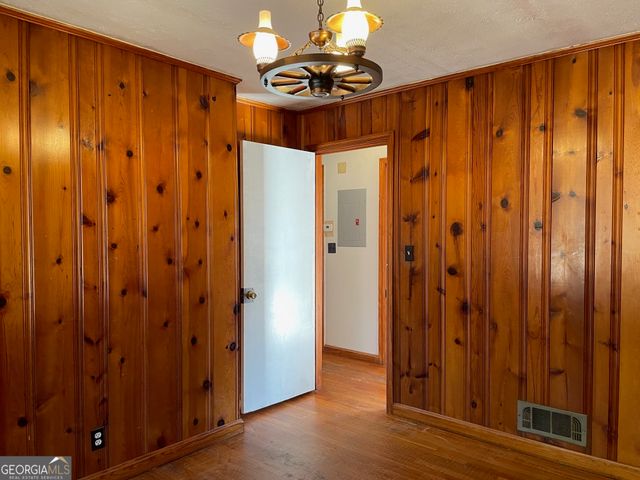 4243 Ervin Circle, Forest Park, GA 30297