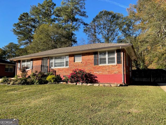 4243 Ervin Circle, Forest Park, GA 30297