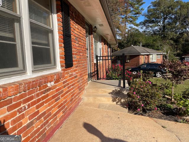 4243 Ervin Circle, Forest Park, GA 30297