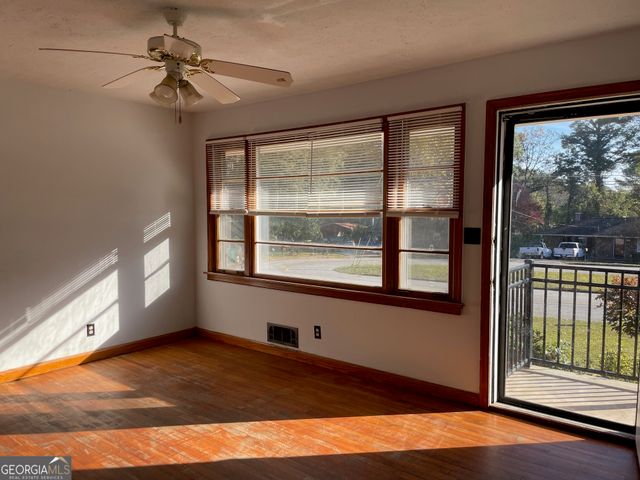 4243 Ervin Circle, Forest Park, GA 30297