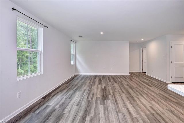 259 Mildred DR, Williamsburg, VA 23188