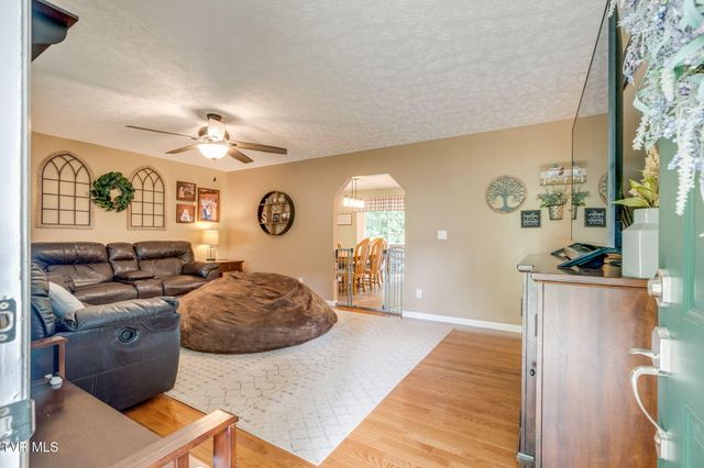 3149 Winesap Road, Kingsport, TN 37663