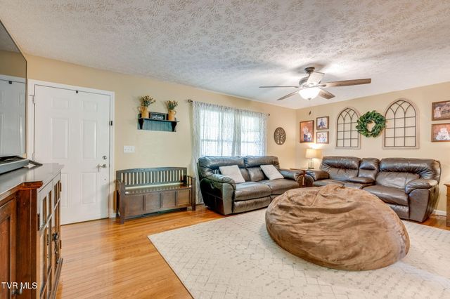 3149 Winesap Road, Kingsport, TN 37663