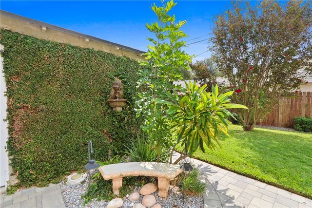 808 W 33rd, Long Beach, CA 90806