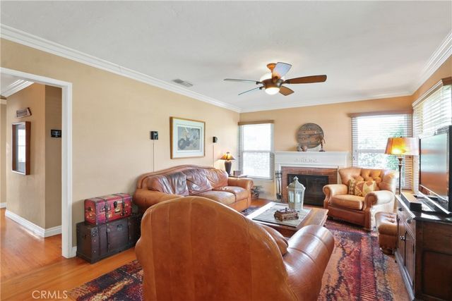 808 W 33rd, Long Beach, CA 90806