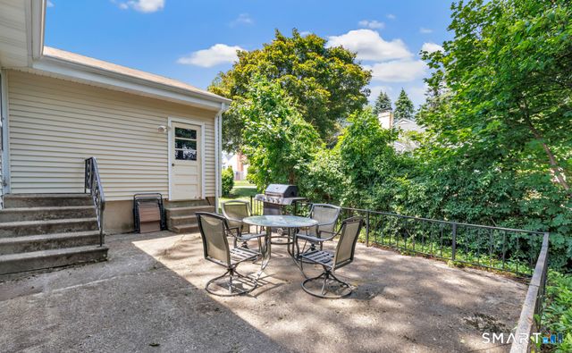 82 Crown Street, Trumbull, CT 06611