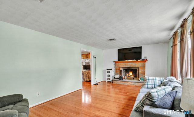 82 Crown Street, Trumbull, CT 06611