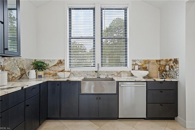 100 N Lawson RD, Poquoson, VA 23662