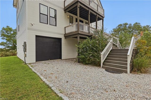 100 N Lawson RD, Poquoson, VA 23662