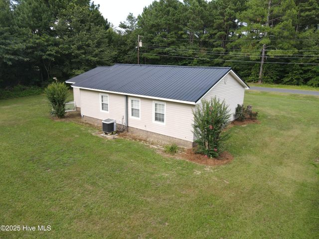 11220 Taylor Road, Laurinburg, NC 28352