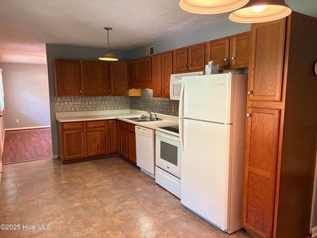 11220 Taylor Road, Laurinburg, NC 28352