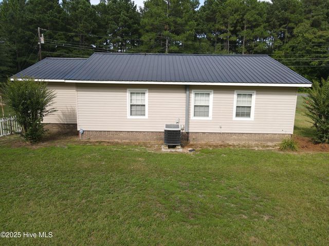 11220 Taylor Road, Laurinburg, NC 28352