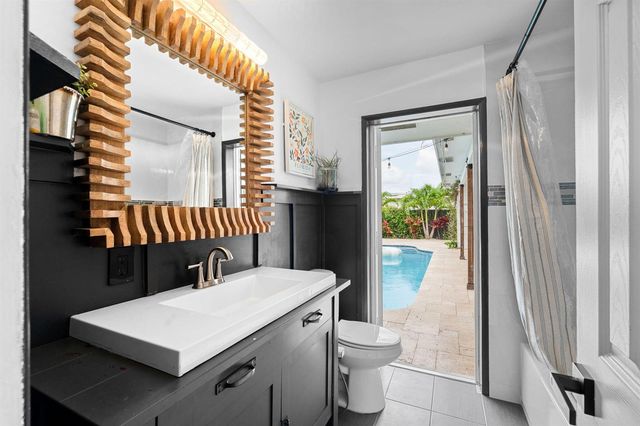 6040 SW 14th Street, Plantation, FL 33317
