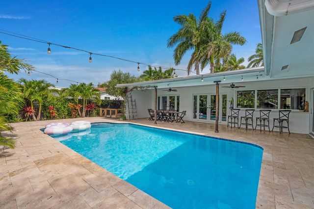 6040 SW 14th Street, Plantation, FL 33317