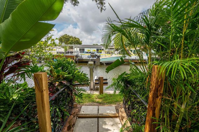 6040 SW 14th Street, Plantation, FL 33317