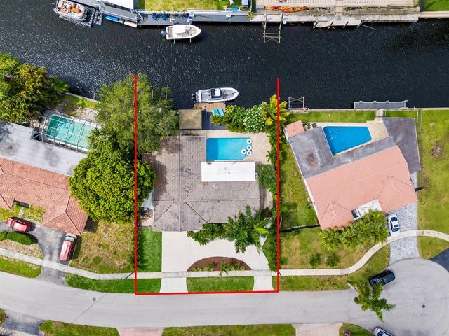 6040 SW 14th Street, Plantation, FL 33317