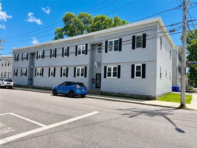 60 Washington Street 3, Bristol, RI 02809