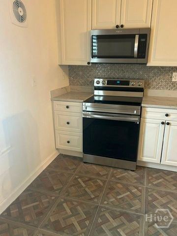 449 Reese, Athens, GA 30606